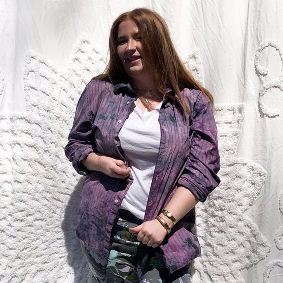 SOLD Tie dyed button up soft cotton purple shirt - Picture 8 of 8